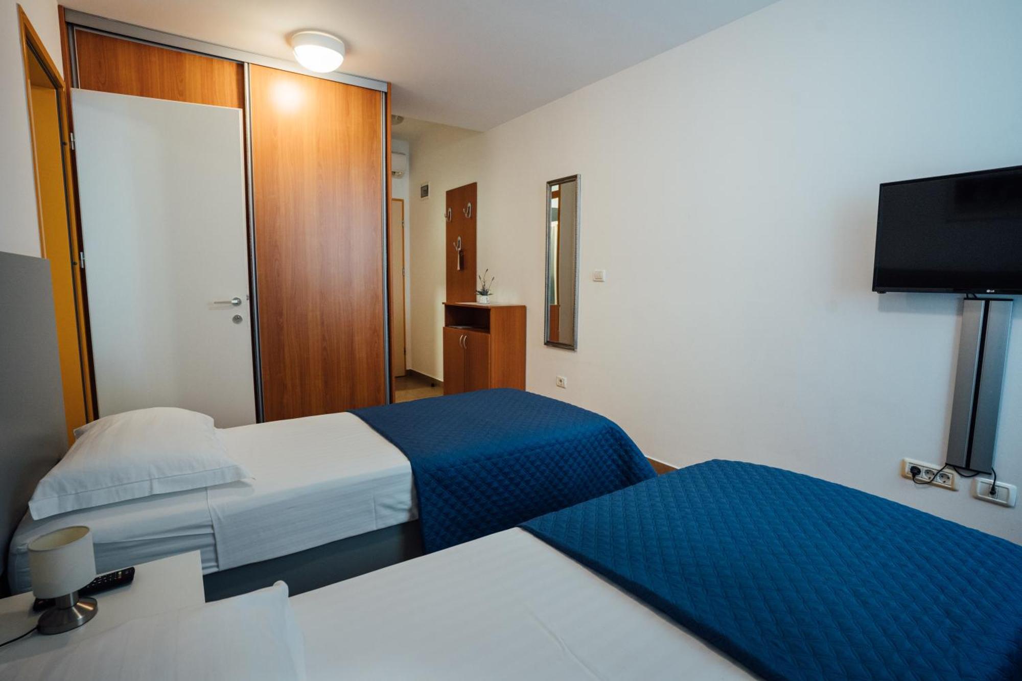Sobe Rooms Nataly Sežana Buitenkant foto