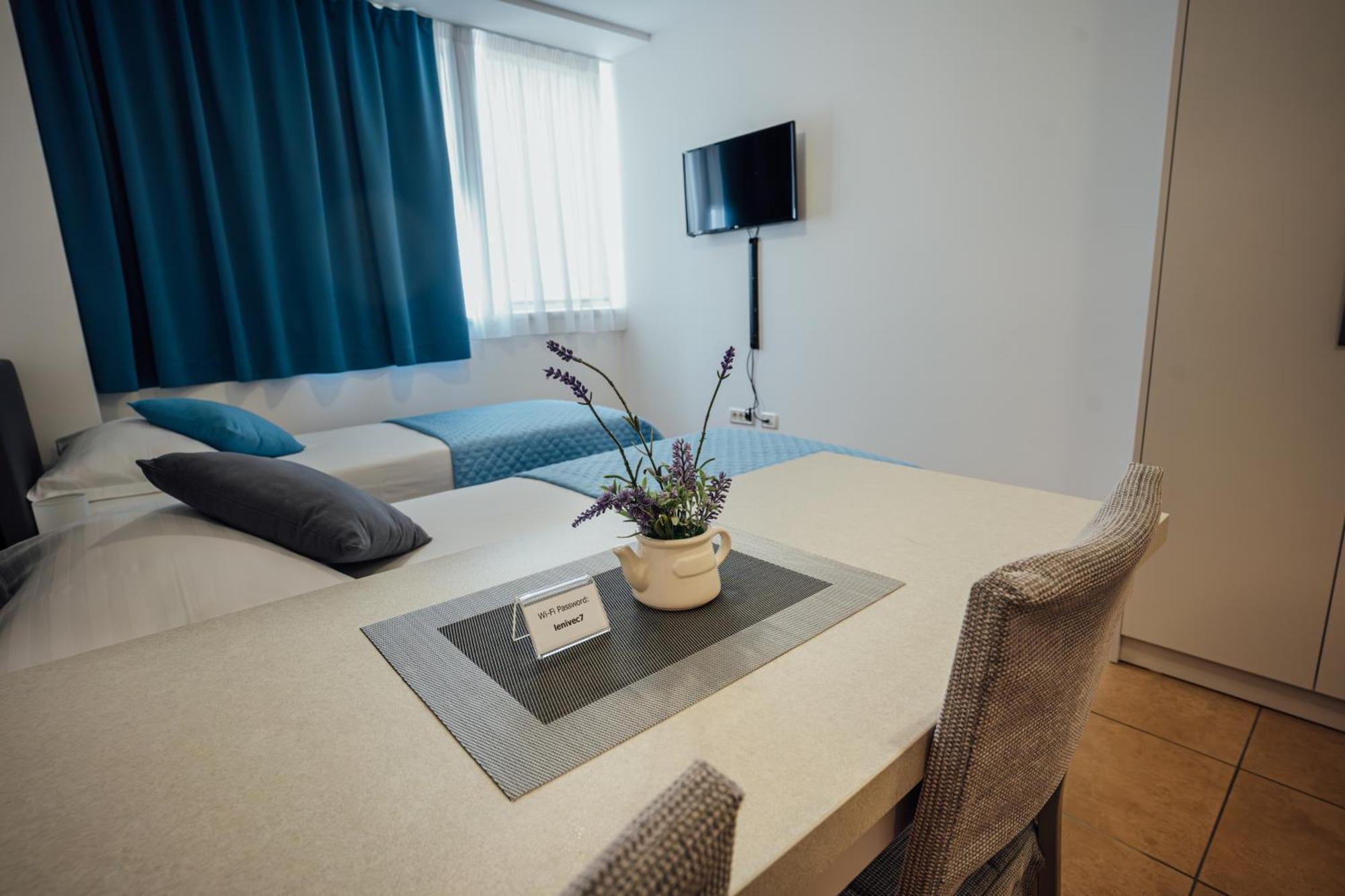Sobe Rooms Nataly Sežana Buitenkant foto